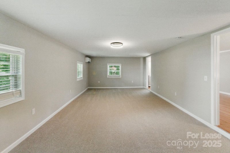 Property image 5 at 7016 Wannamaker Lane, Charlotte, NC 28226