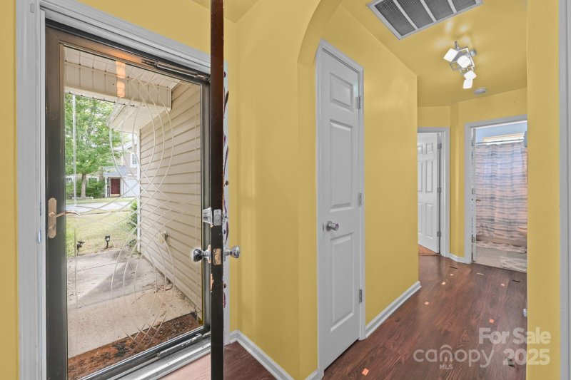 Property image 5 of 6623 Nevin Glen Drive in Nevin Glen, Charlotte, NC 28269