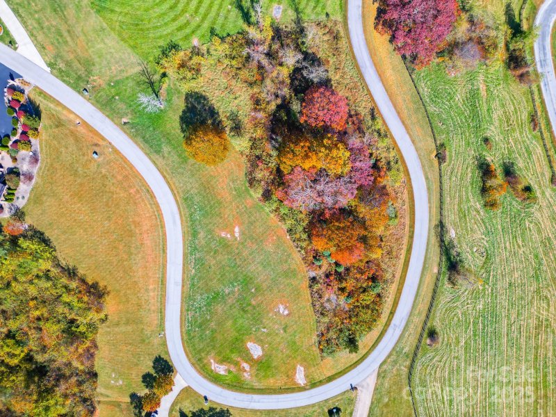 Property image 3 of Lot 21 Grand Highlands Drive in Grand Highlands at Bearwallow, Hendersonville, NC 28735