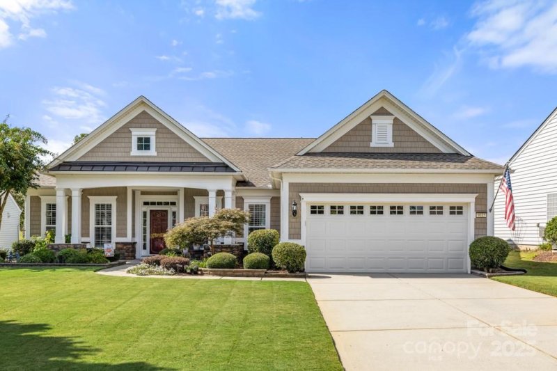 9015 Badlands Court