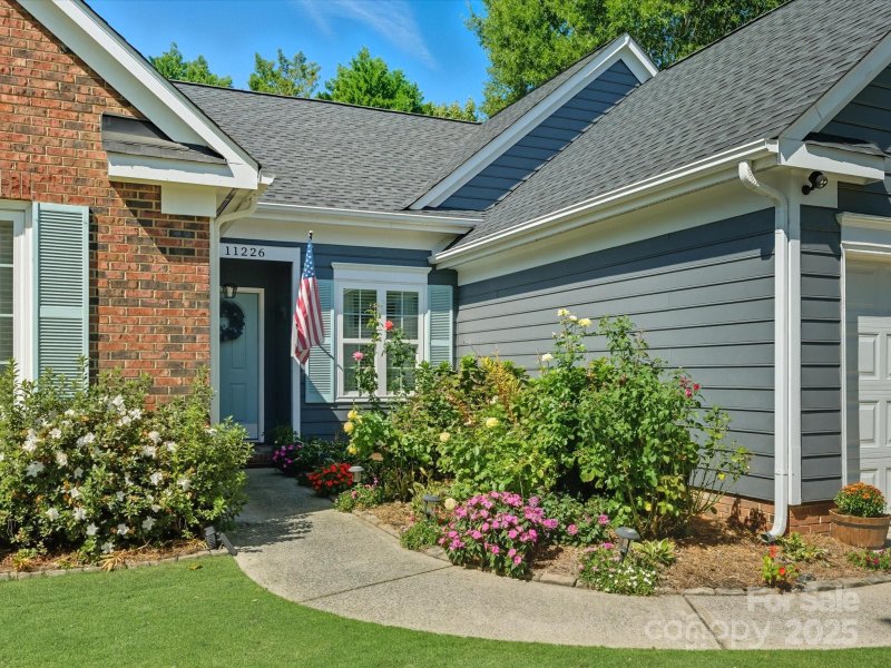 Property image 3 of 11226 Fox Cove Drive in The Crossings, Charlotte, NC 28273