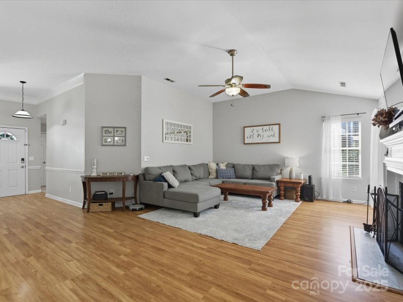 Property image 5 of 11226 Fox Cove Drive in The Crossings, Charlotte, NC 28273