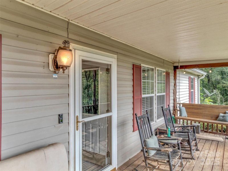 Property image 3 of 359 Vision Road in Beaverdam Estates, Canton, NC 28716