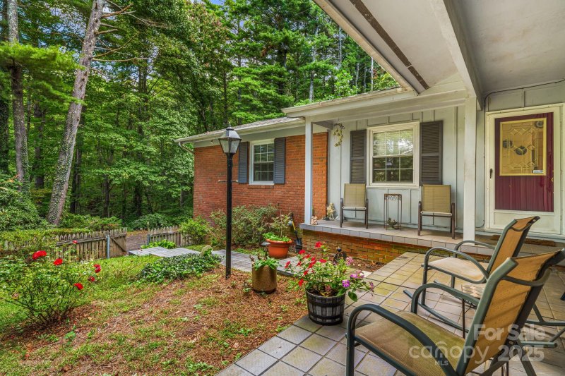 Property image 5 of 23 Rolling View Drive in Mountainbrook, Asheville, NC 28805