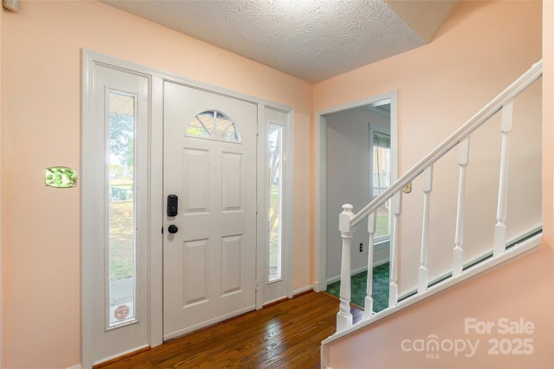 Property image 3 of 306 Parklake Court in Parklake, Pineville, NC 28134