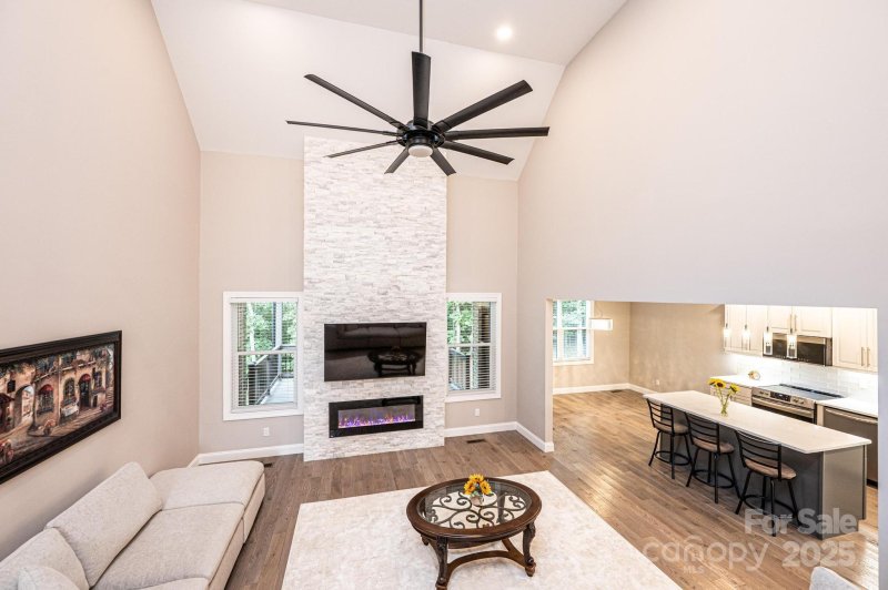 Property image 5 of 754 River Bend Drive in River Bend, Granite Falls, NC 28630