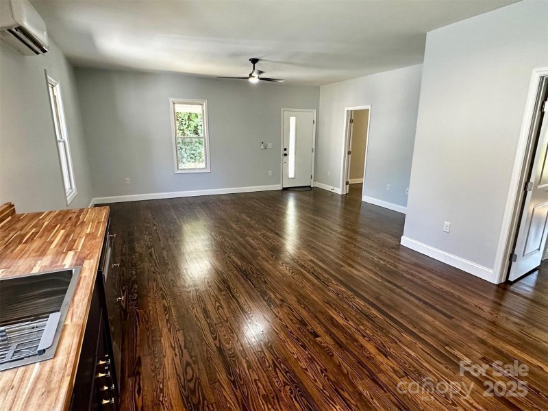 Property image 5 of 11 Martel Lane in Bi Cotton Mills, Asheville, NC 28804