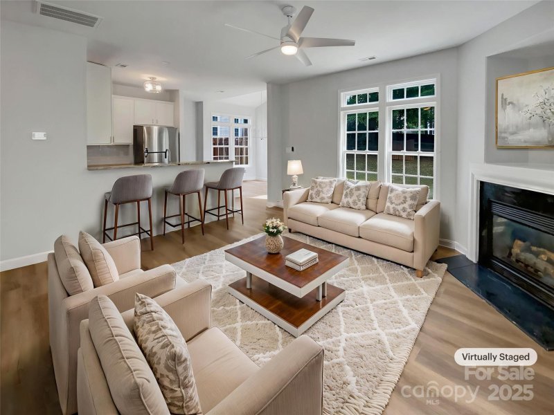 Property image 2 of 1523 Callender Lane in Highland Creek, Charlotte, NC 28269