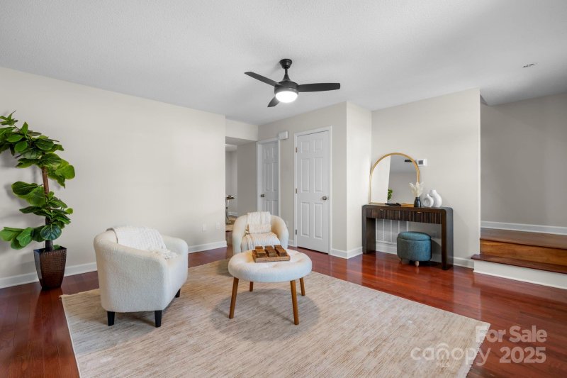 Property image 3 of 319 7th Street Place in Gateway Townhomes, Conover, NC 28613