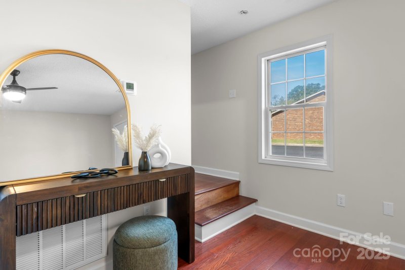 Property image 5 of 319 7th Street Place in Gateway Townhomes, Conover, NC 28613