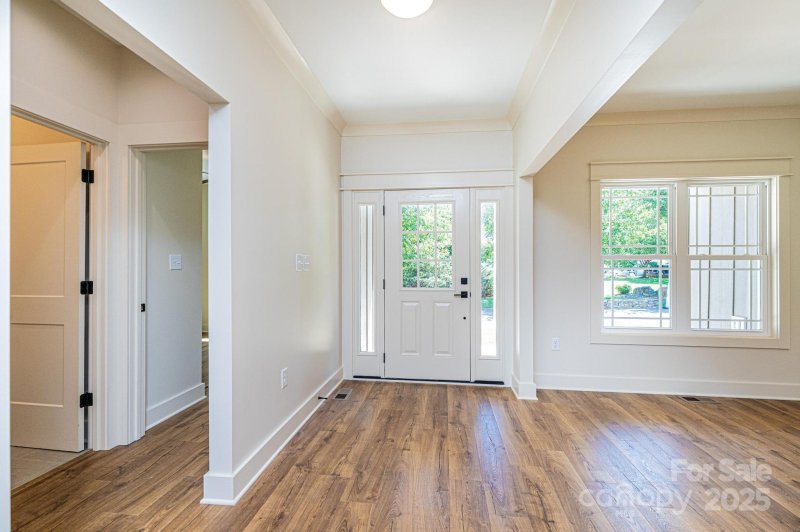 Property image 3 of 2115 6th Street in The Cape Townhomes, Hickory, NC 28601