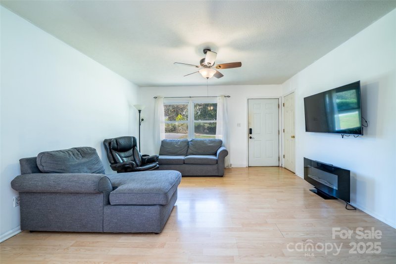 Property image 4 of 4 Boris Street in Camelot, Asheville, NC 28806