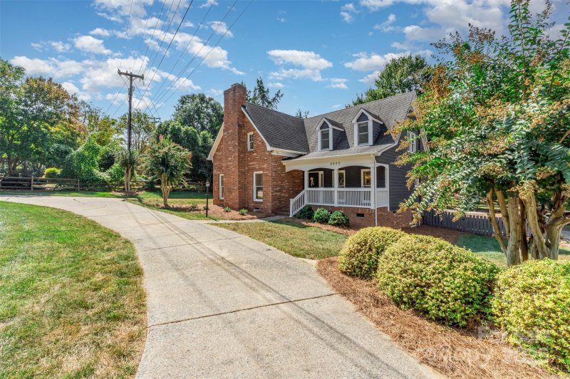 Property image 2 at 6800 Old Providence Road, Charlotte, NC 28226