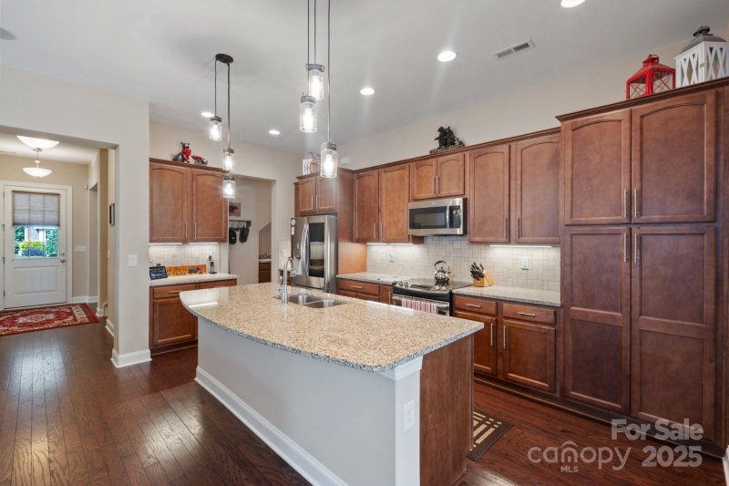 Property image 4 at 151 Chimney Rock Court, Denver, NC 28037