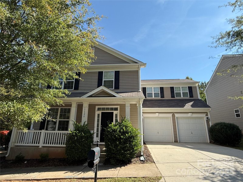 Property image 2 of 17326 Caldwell Track Drive in Caldwell Station, Huntersville, NC 28078