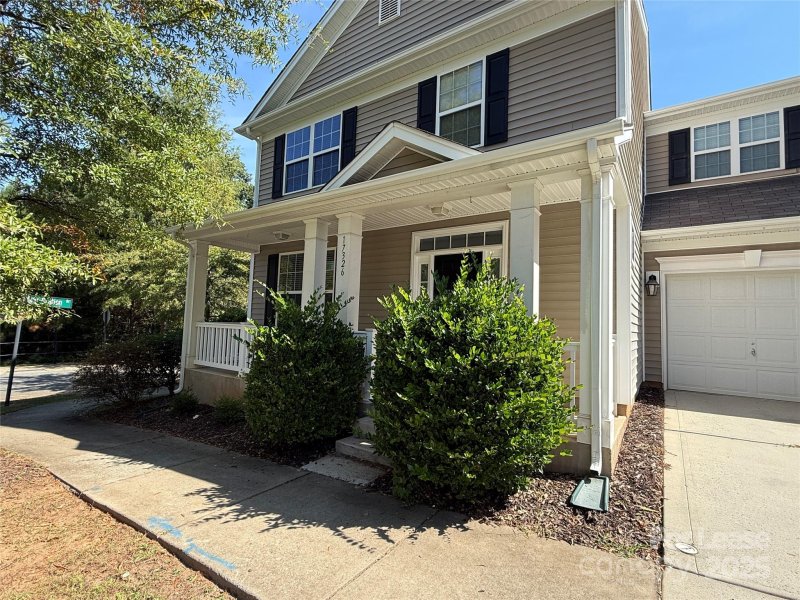 Property image 3 of 17326 Caldwell Track Drive in Caldwell Station, Huntersville, NC 28078