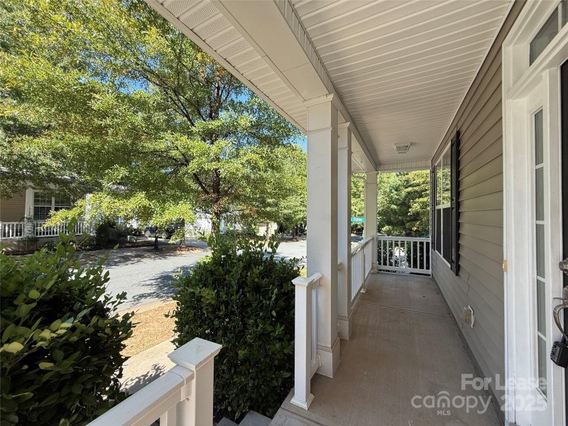 Property image 4 of 17326 Caldwell Track Drive in Caldwell Station, Huntersville, NC 28078