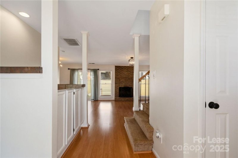 Property image 2 at 9123 Kings Canyon Drive, Charlotte, NC 28210