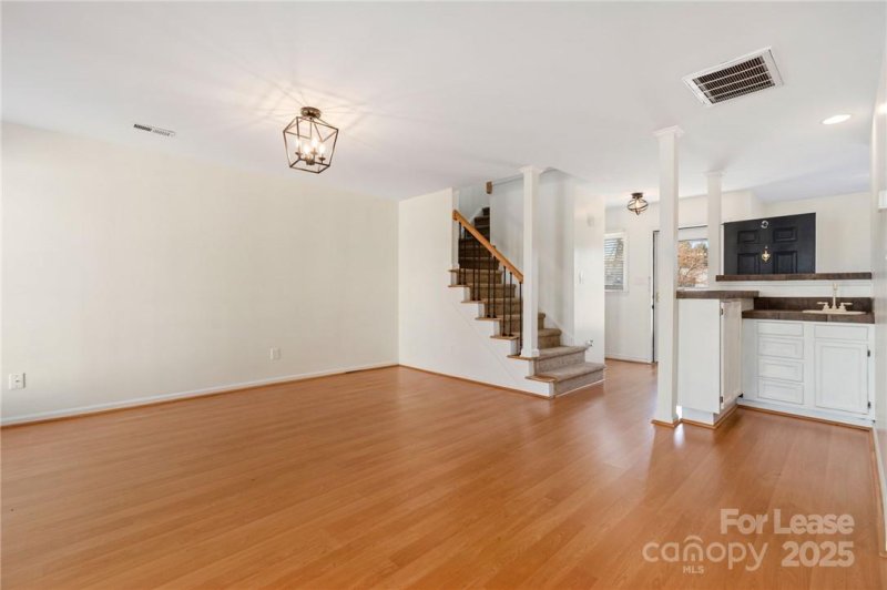 Property image 4 at 9123 Kings Canyon Drive, Charlotte, NC 28210