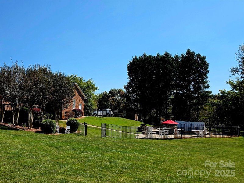 Property image 2 at 608 Sandycrest Drive, Cherryville, NC 28021