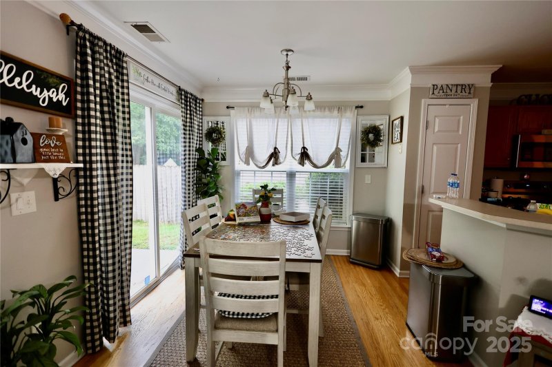 Property image 5 of 6407 Sackett Way in Ravenswood, Charlotte, NC 28269