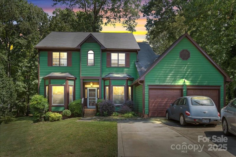 705 Wild Oak Court