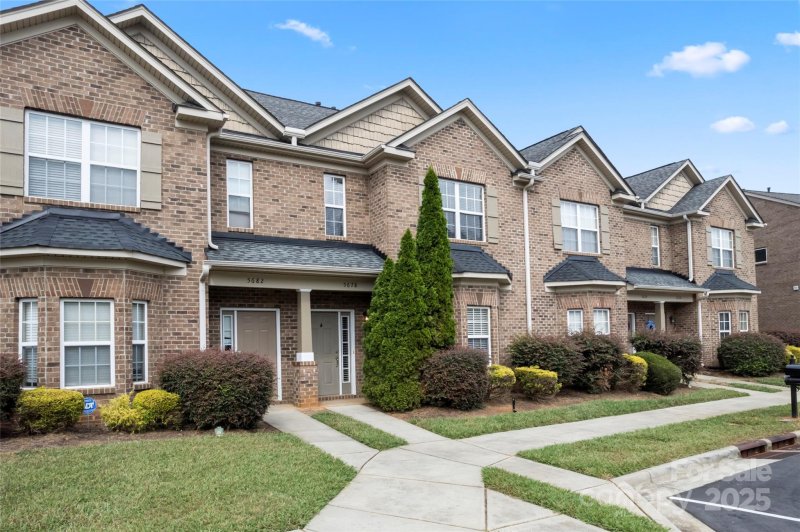 Property image 2 of 5678 Stafford Road in Brookdale Village, Charlotte, NC 28215