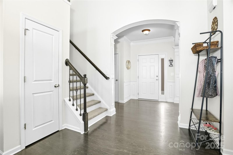 Property image 5 of 7193 Adirondack Drive in Covington at Lake Norman, Denver, NC 28037