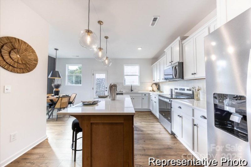 Property image 4 of 11735 Avocet Street in Village at Reedy Creek, Charlotte, NC 28215