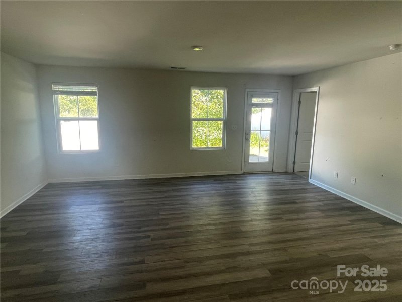 Property image 4 of 2105 Fathom Way in Dillon Lakes, Charlotte, NC 28269