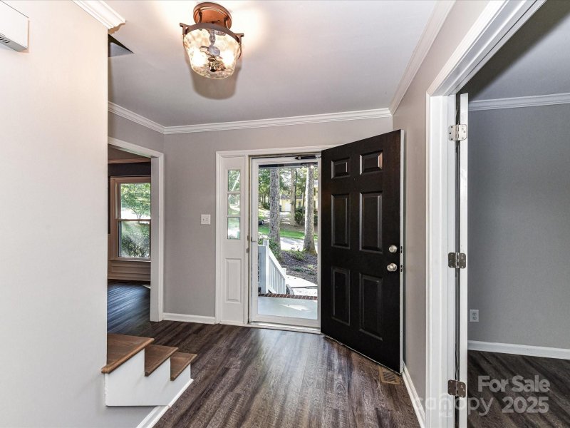 Property image 3 of 214 Woodridge Drive in Lakewood, Belmont, NC 28012