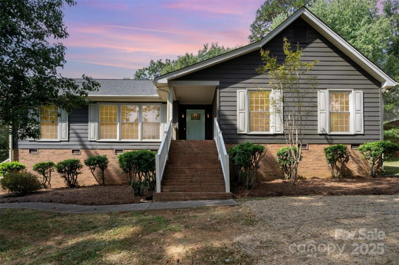 11300 Winding Way Road