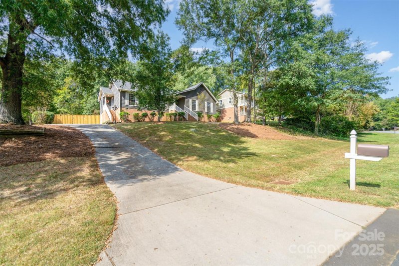 Property image 4 at 11300 Winding Way Road, Charlotte, NC 28226