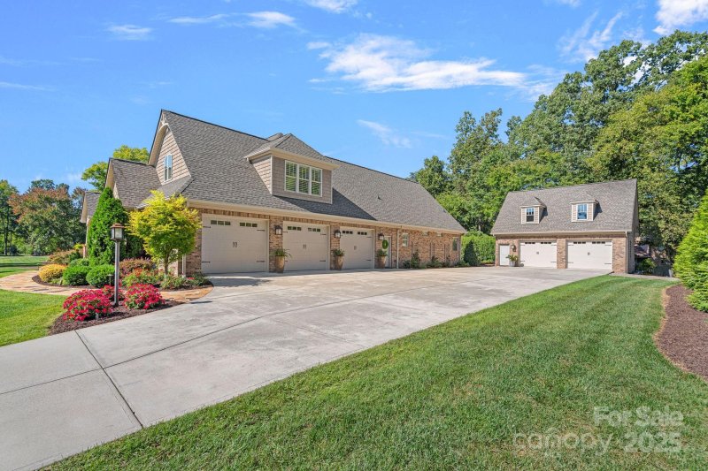 Property image 3 at 4166 Amarillo Drive, Concord, NC 28027