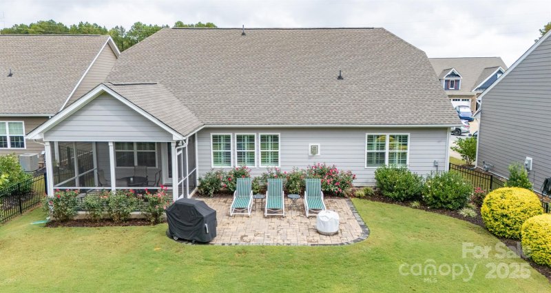 Property image 3 of 5000 Chegall Crossing Way in Imagery On Mtn Island, Mount Holly, NC 28120