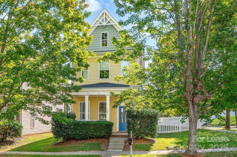 Property image 2 at 104 Kensington Street, Mooresville, NC 28117