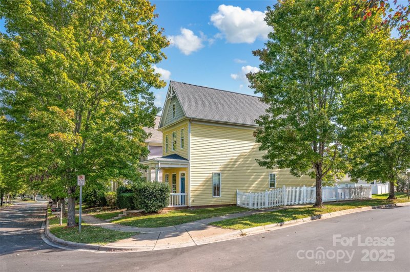 Property image 3 at 104 Kensington Street, Mooresville, NC 28117