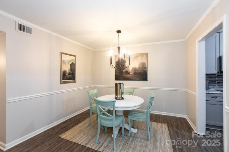 Property image 3 at 4735 Hedgemore Drive, Charlotte, NC 28209