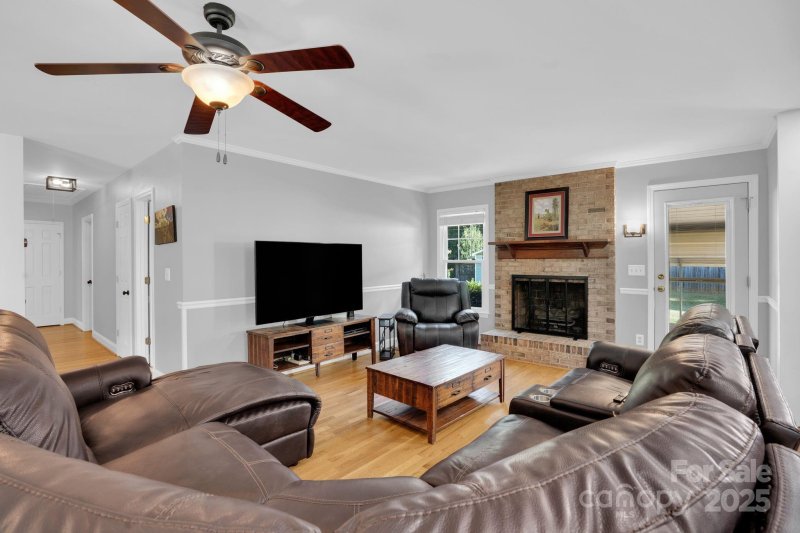 Property image 5 at 13415 Idlefield Lane, Matthews, NC 28105