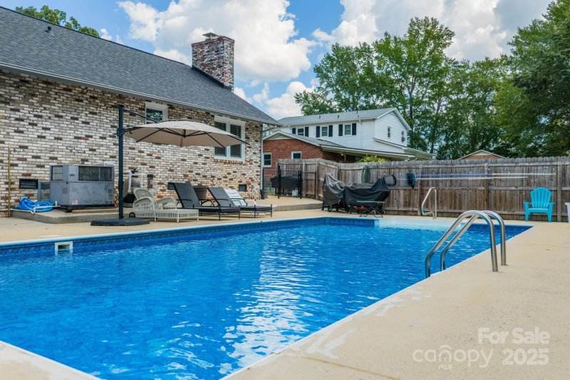 Property image 3 of 312 W Murray Street in Carolina Terraces, Maiden, NC 28650