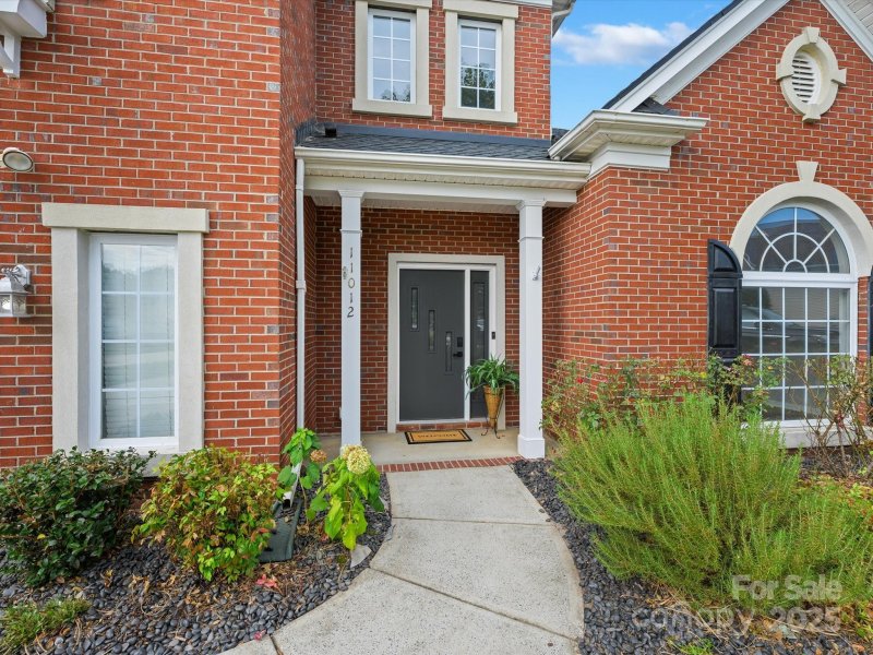 Property image 3 of 11012 Southfield Drive in Huntington Forest, Charlotte, NC 28273