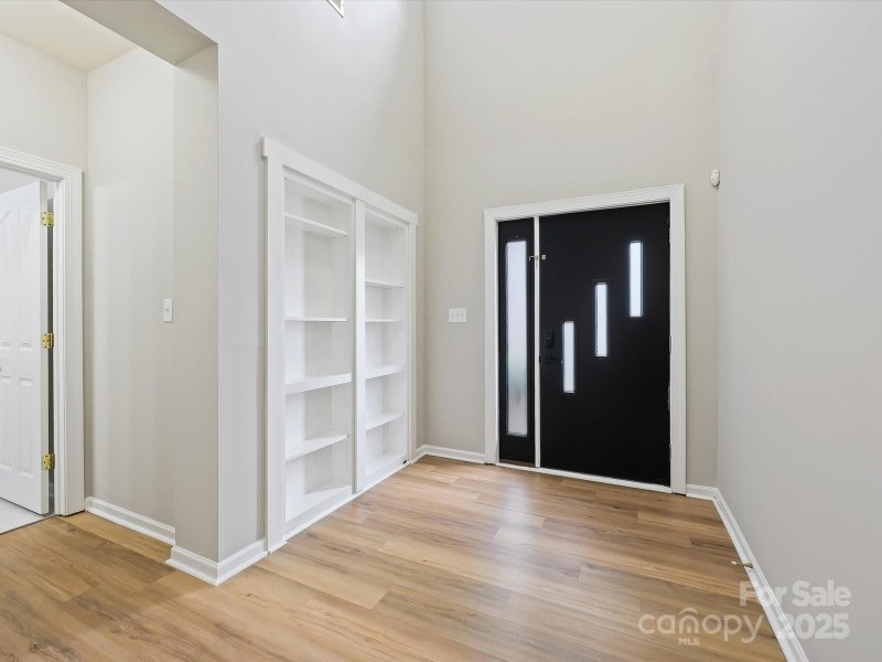 Property image 4 of 11012 Southfield Drive in Huntington Forest, Charlotte, NC 28273