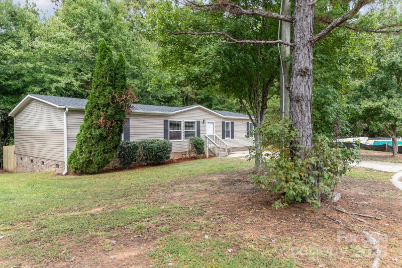 Property image 3 of 1173 Jason Wolfe Court in Cherry Park, Gastonia, NC 28052
