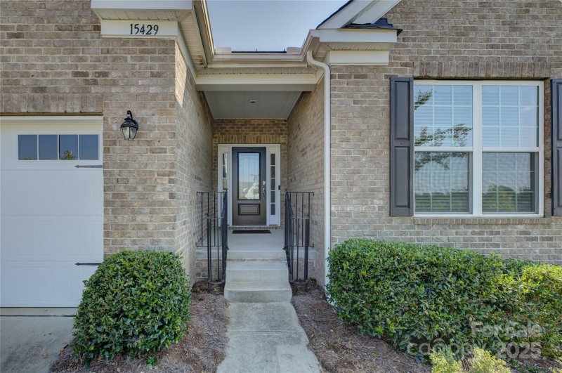Property image 3 of 15429 Topanga Drive in The Palisades, Charlotte, NC 28278