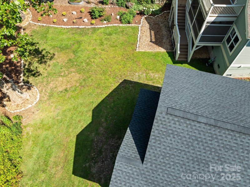 Property image 5 of 132 Annandale Avenue in Annandale, Asheville, NC 28801