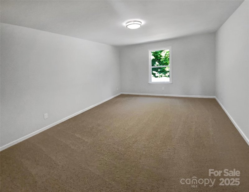 Property image 5 of 133 Devynn Ridge Court in Kendrick Farm, Mount Holly, NC 28120