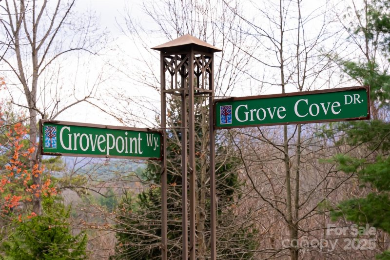 Property image 4 of 12 Grovepoint Way in Grove Park Cove, Asheville, NC 28804