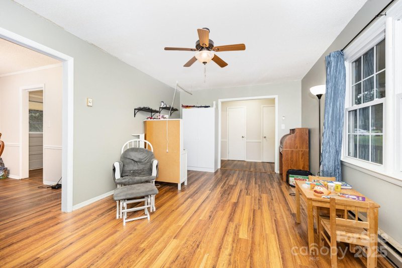 Property image 3 of 103 Oaklawn Road in Danbury Forest, Statesville, NC 28625