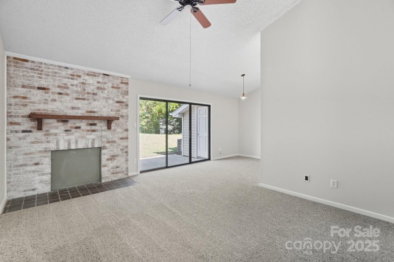 Property image 4 of 7824 Davinci Lane in Renaissance Gardens, Charlotte, NC 28226