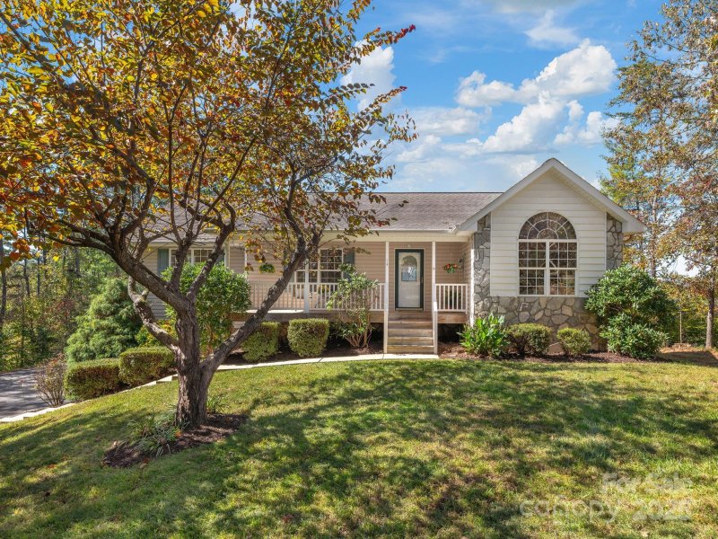 Little Flat Creek, Weaverville Community